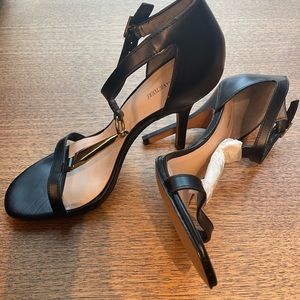 Beautiful brand new stiletto heels.